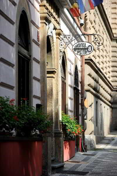 Petr Hotel Praga